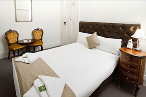 Ambassadors Hotel - Darwin Holiday 4