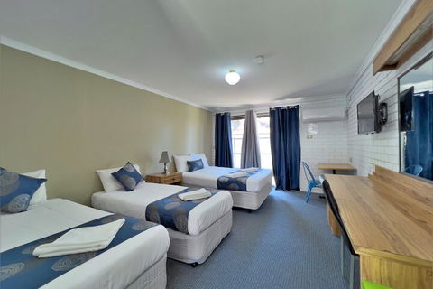 Albury Garden Court Motel - Darwin Holiday 7