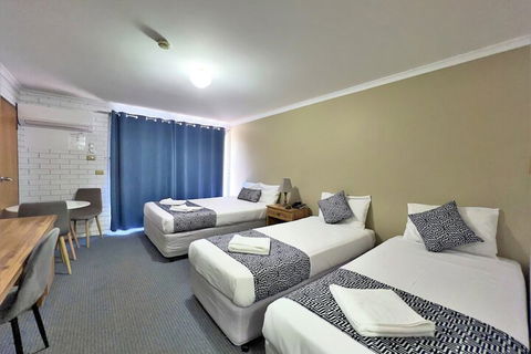 Albury Garden Court Motel - Darwin Holiday 6