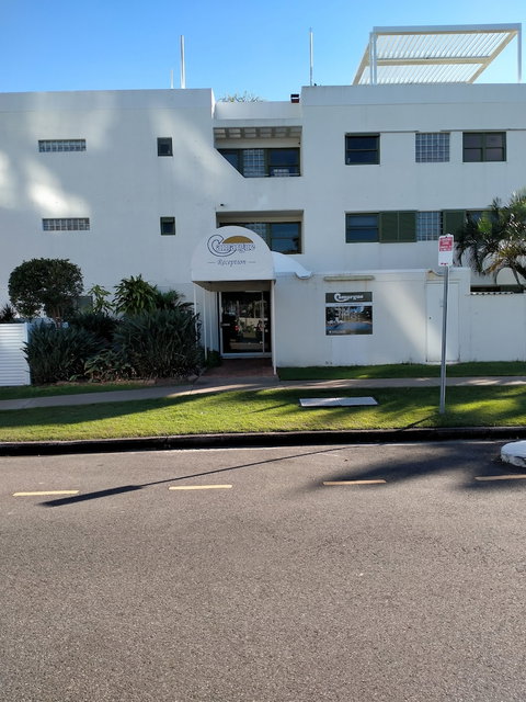 Camargue Beachfront Apartments - Darwin Holiday 0