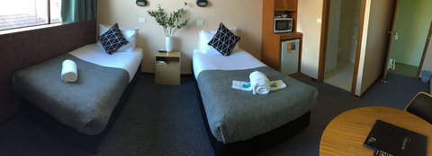 Nowra Motor Inn - Darwin Holiday 6