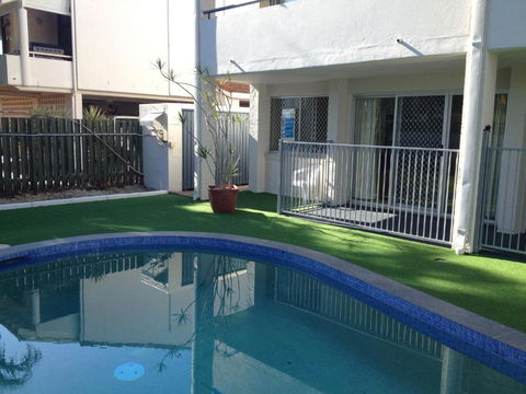 Noosa Parade Holiday Inn - Darwin Holiday 2