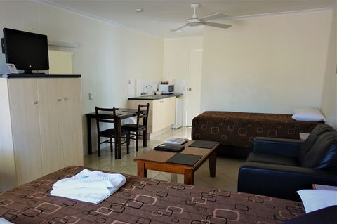 Pacific Palms Motor Inn - Darwin Holiday 4