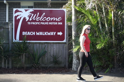 Pacific Palms Motor Inn - Darwin Holiday 1