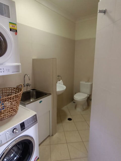 La Vida On Anzac - Darwin Holiday 4