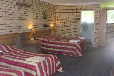 Sapphire Motel Coffs Harbour - Darwin Holiday 2