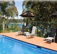 Bay Waters - Darwin Holiday