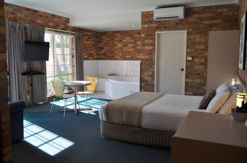 Mollymook Surfbeach Motel And Apartments - Darwin Holiday 5
