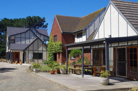 The View On Grossmans - Darwin Holiday 0