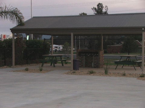 Murray Valley Motel - Darwin Holiday 6