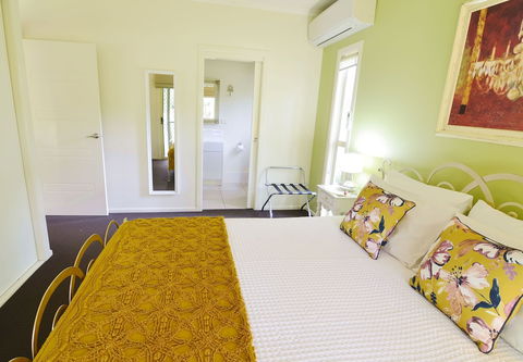 Apple Tree Cottage & Studio - Darwin Holiday 1