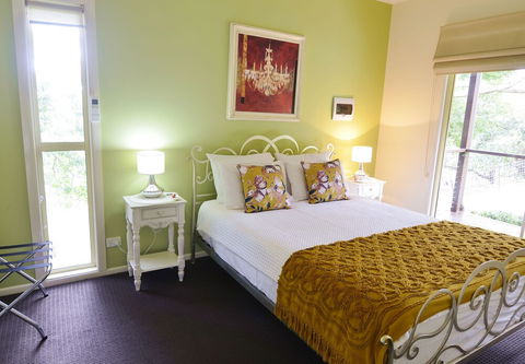 Apple Tree Cottage & Studio - Darwin Holiday 3