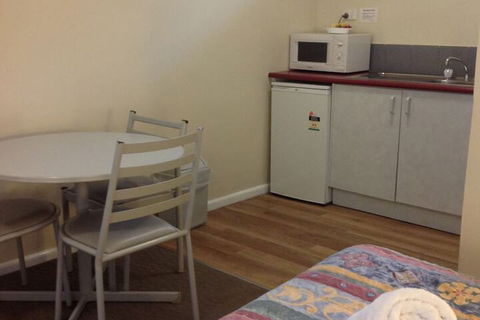 Farnboro Motel - Darwin Holiday 7