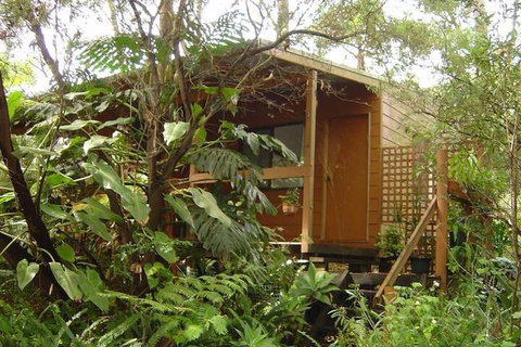 Samurai Beach Bungalows Port Stephens YHA - Darwin Holiday 1