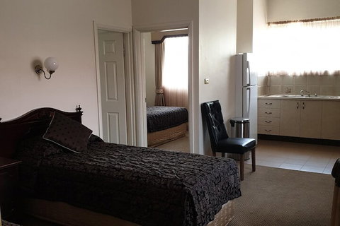 Australian Heritage Motor Inn - Darwin Holiday 7