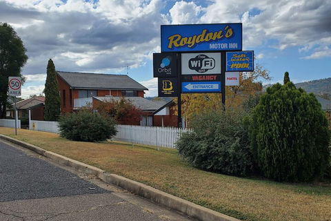 Roydons Motor INN - Darwin Holiday 1