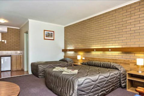 Holbrook Town Centre Motor Inn - Darwin Holiday 7