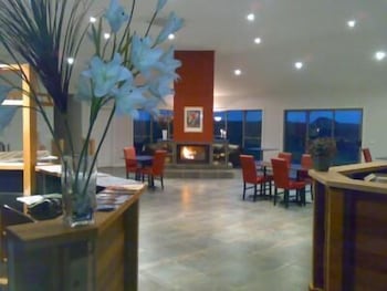 Swan Lake Guest House - Darwin Holiday 3