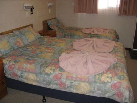 Peak Hill Golden Peak Budget Motel - Darwin Holiday 5