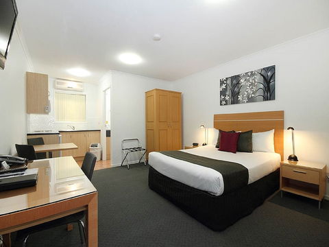 Browns Plains Motor Inn - Darwin Holiday 5