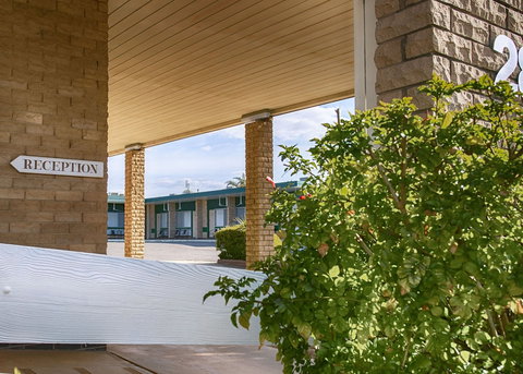 Hi Way Eight Motor Inn - Darwin Holiday 0