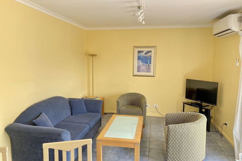 Esplanade Apartments At West Beach - Darwin Holiday 7