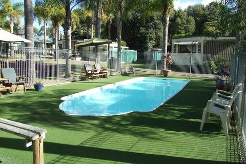 Shady Willows Holiday Park & YHA - Darwin Holiday 2