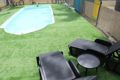 Shady Willows Holiday Park & YHA - Darwin Holiday 3
