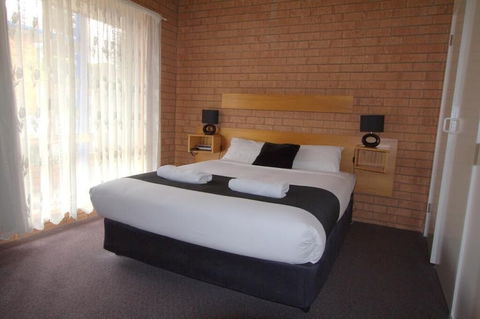 Blue Whale Motor Inn & Apartments - Darwin Holiday 5