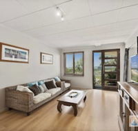 McAuleys Beach House - Darwin Holiday