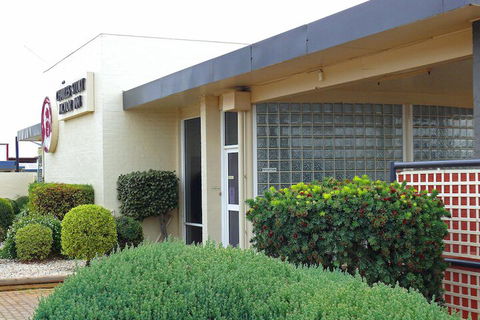 Charles Sturt Motor Inn West Wyalong - Darwin Holiday 1
