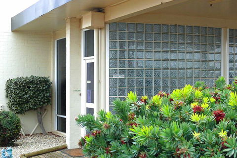 Charles Sturt Motor Inn West Wyalong - Darwin Holiday 2