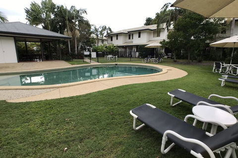 Treetops Lakeside Guesthouse - Darwin Holiday 6
