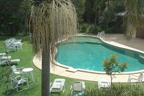 Treetops Lakeside Guesthouse - Darwin Holiday 0