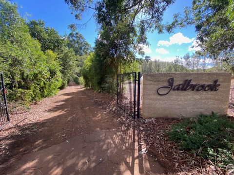 Balingup Jalbrook Cottages Jalbrook Estate - Darwin Holiday 3