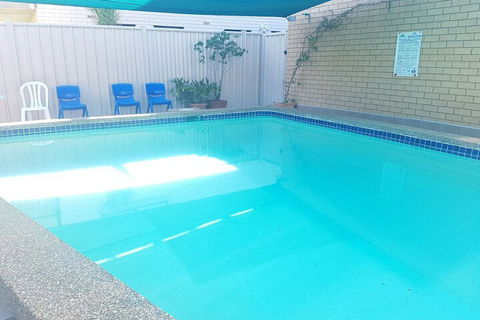 Lake Front Motel - Darwin Holiday 2