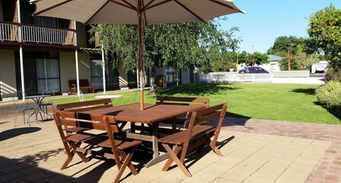 Coonawarra Motor Lodge - Darwin Holiday 1