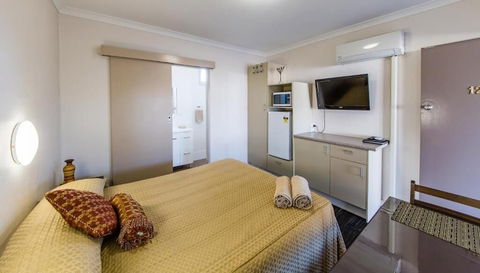 Kingaroy Country Motel - Darwin Holiday 5
