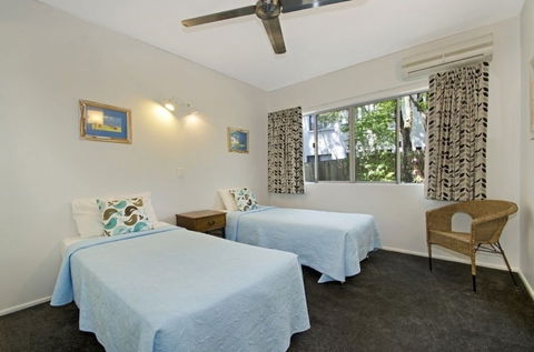 Outlook - Darwin Holiday 1