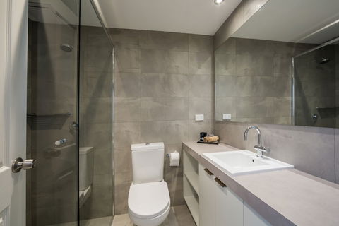Falls Creek Hotel - Darwin Holiday 3