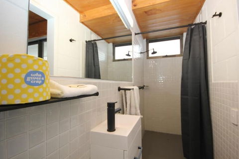Falls Creek Hotel - Darwin Holiday 2