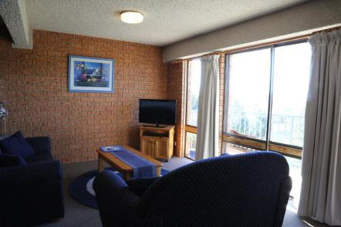 Blue Gums 1 - Darwin Holiday 6