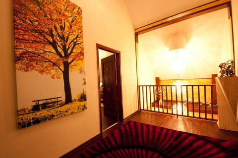 Scandinavian Castle - Darwin Holiday 7