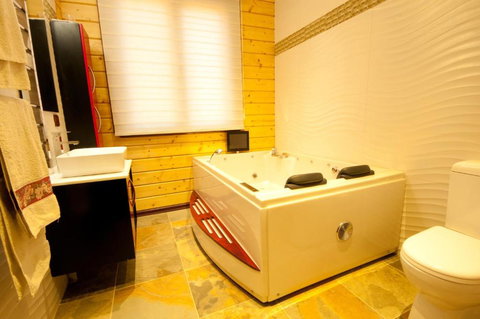 Scandinavian Castle - Darwin Holiday 2