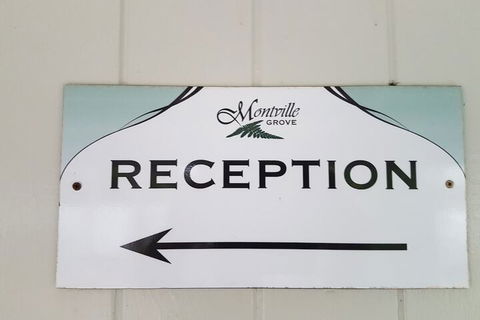 Montville Grove - Darwin Holiday 1