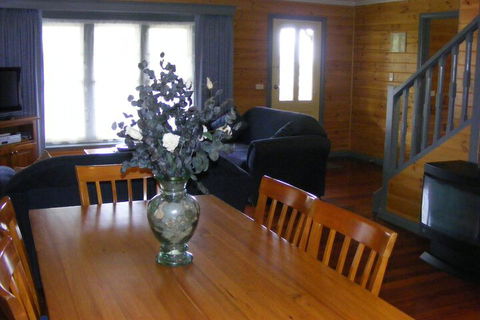 Sails Elegant Spacious Beach Villa - Darwin Holiday 6