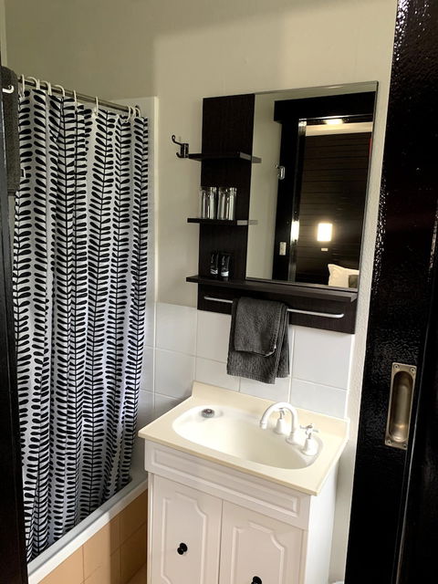 Attunga Alpine Lodge And Apartments - Darwin Holiday 6