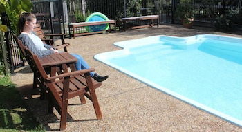 Elfin Hill Country Accommodation - Darwin Holiday 3