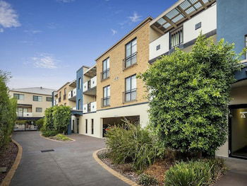 Oceanic On Thompson Apartments - Darwin Holiday 6