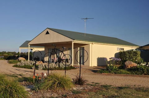 Milawa Muscat Retreat B&B - Darwin Holiday 6